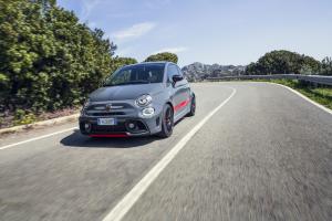 2017 Abarth 695 XSR Yamaha